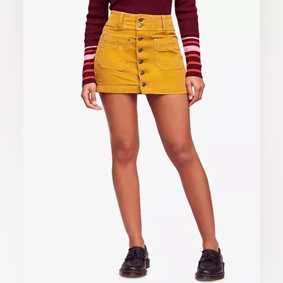 We The Free Joanie Mustard Yellow Corduroy Button Down Mini Skirt Size 25 - Picture 4 of 7